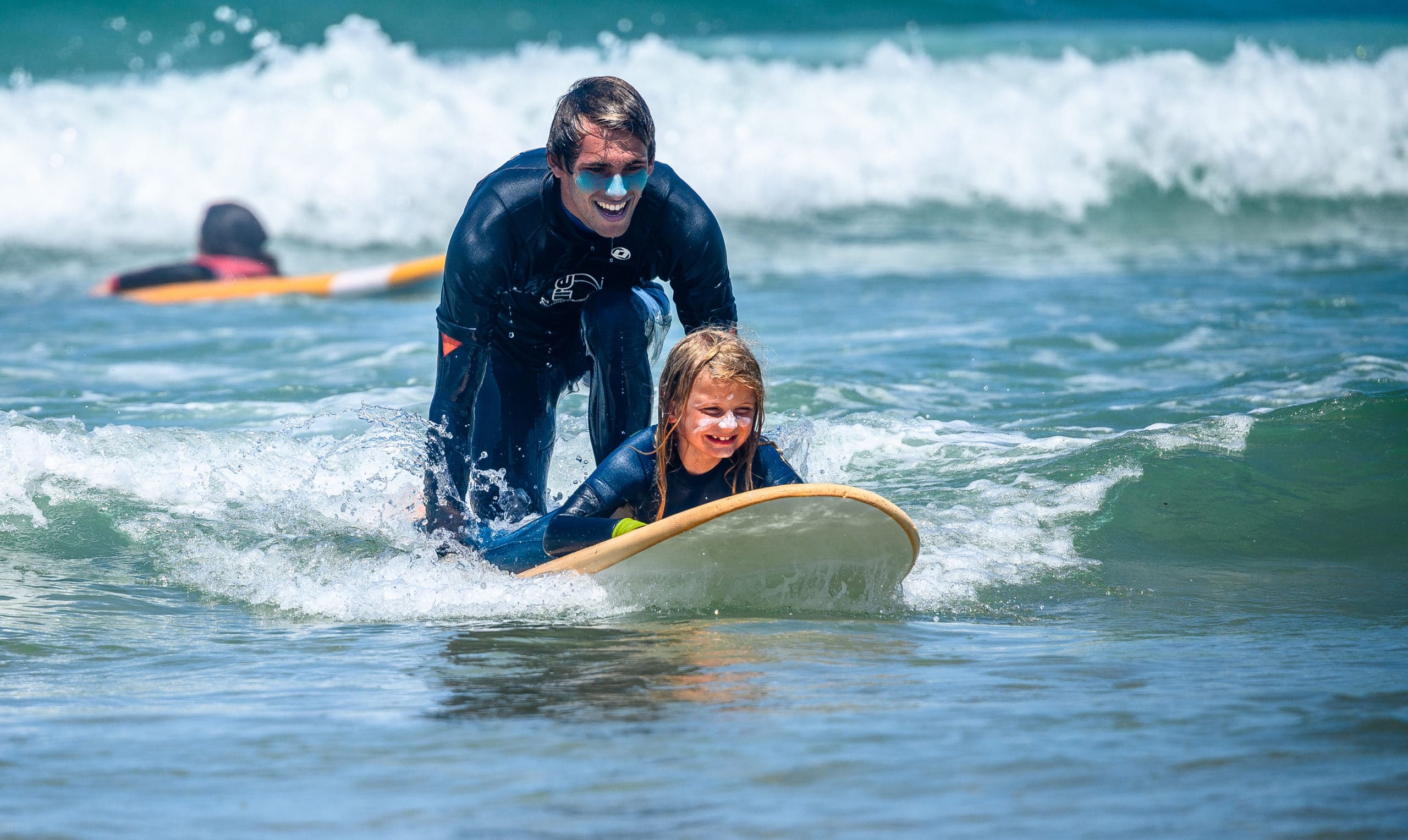 Kids Sustainable Surf Lessons - Future Eco Surf School Algarve | Portugal