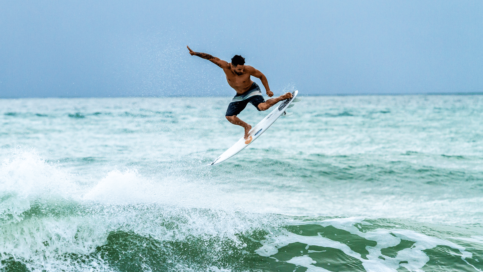 Untitled  Sea waves, Surfing waves, Ocean waves